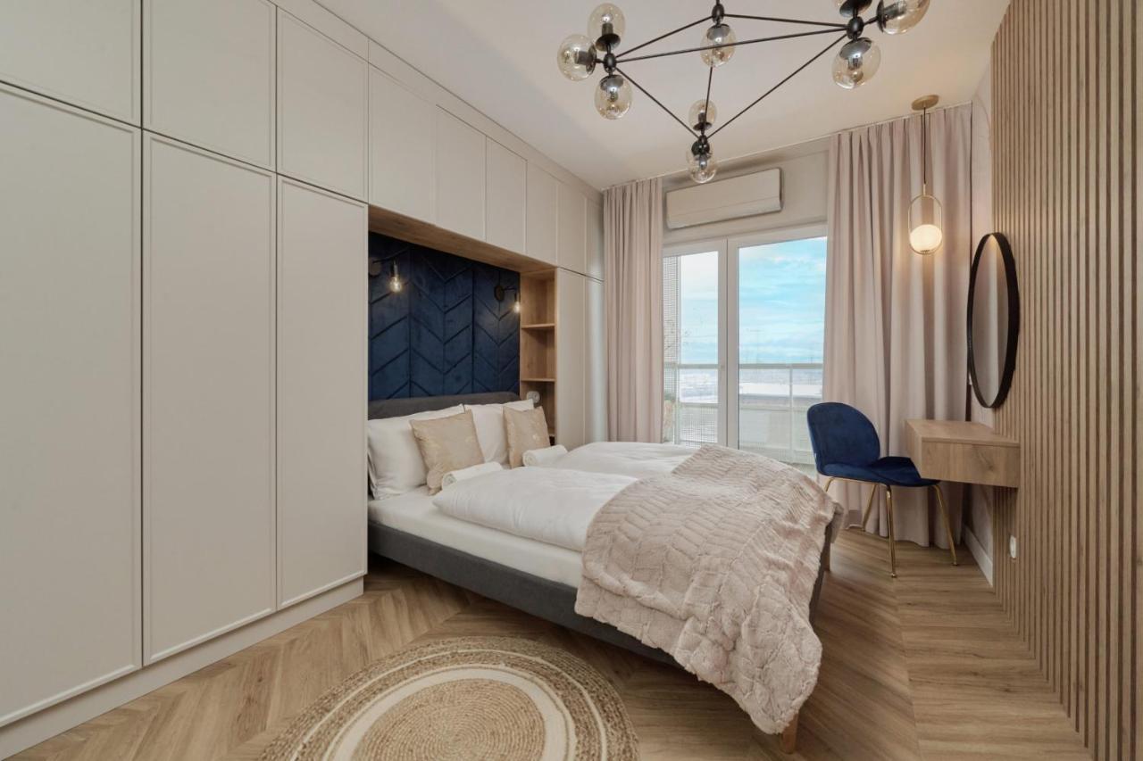 Elegant Apartment With Balcony Krakowska Wroclaw By Renters Prestige Екстериор снимка